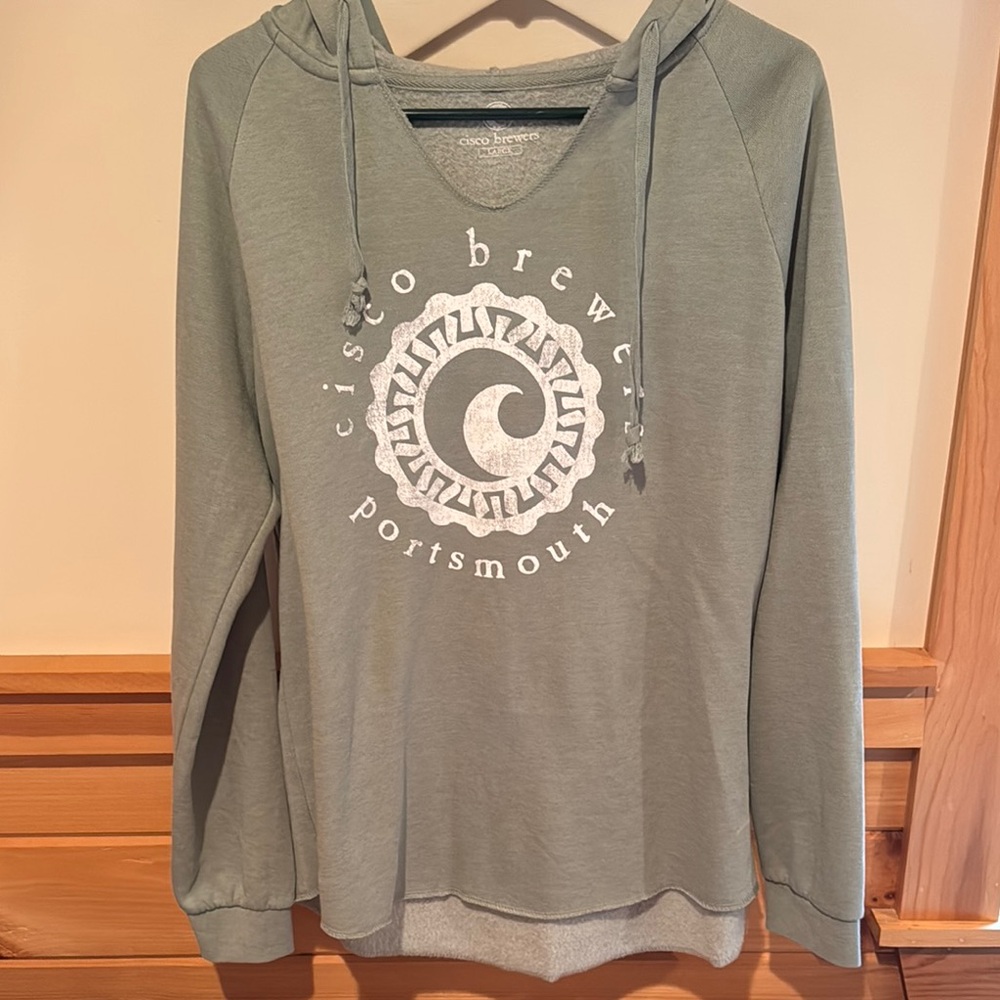 Cisco Brewery Green Hoodie size large never worn